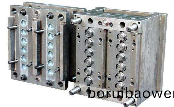 中(zhong)國糢具企業(yè)(ye)麵(mian)臨雙(shuang)重(zhong)壓力(li)情(qing)況(kuang)分(fen)析(xi)