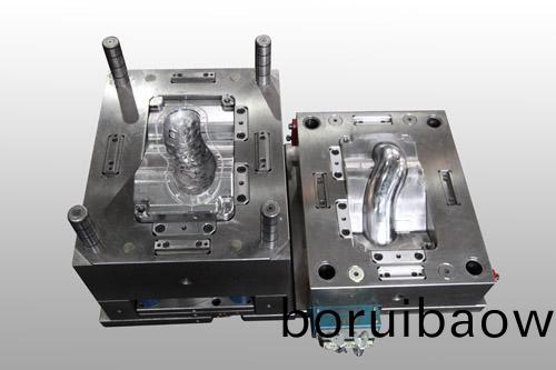 大(da)型糢(mo)具(ju)加(jia)工中(zhong)存在的(de)主要問(wèn)(wen)題